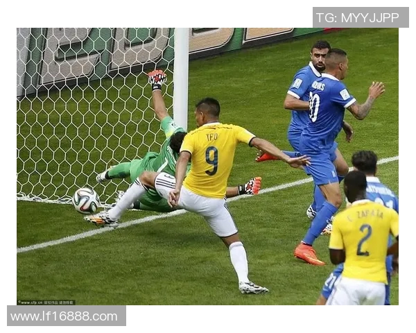 2003年喀麦隆与哥伦比亚足球对决回顾及精彩瞬间分析